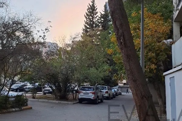 2 otaqlı mənzil Nəsimi rayonunda, 60 m², köhnə tikili - satılır