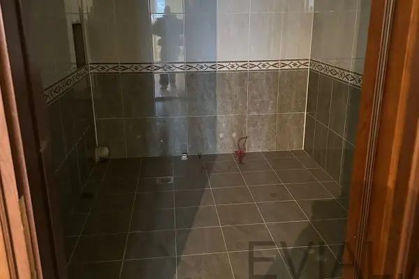 4 otaqlı mənzil Yasamal rayonunda, 176 m², yeni tikili - satılır