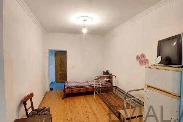1 otaqlı mənzil Nizami rayonunda, 20 m², köhnə tikili - satılır