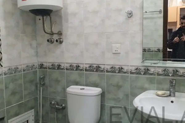 2 otaqlı mənzil Nəsimi rayonunda, 70 m², yeni tikili - kirayə
