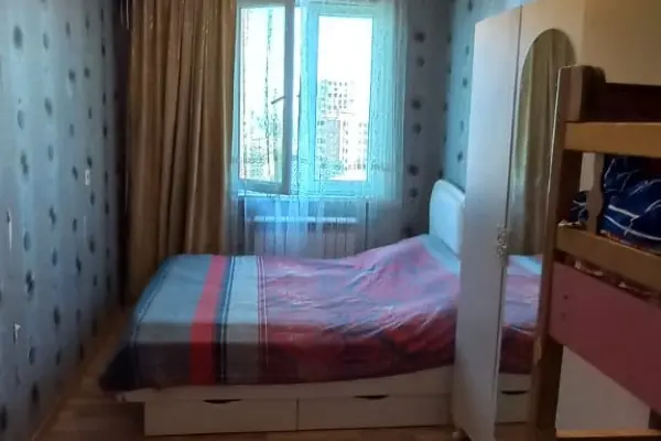 2 otaqlı mənzil Binəqədi rayonunda, 50 m², köhnə tikili - satılır