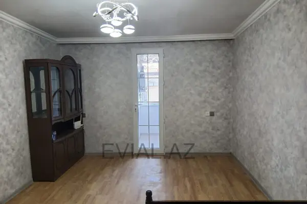 1 otaqlı mənzil Nizami rayonunda, 20 m², köhnə tikili - satılır