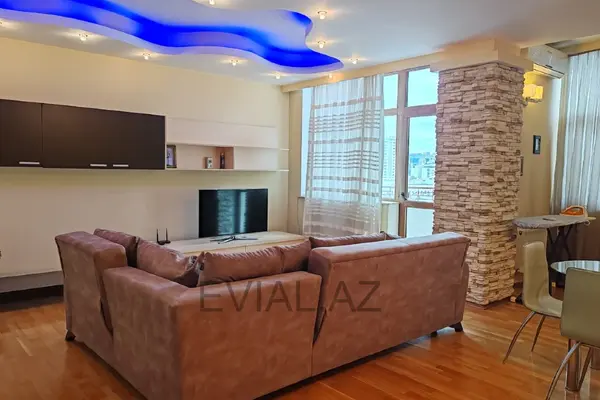 3 otaqlı mənzil Nəsimi rayonunda, 120 m², yeni tikili - satılır