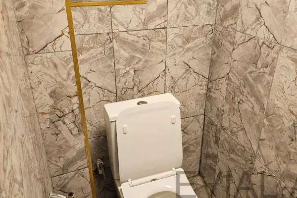 2 otaqlı mənzil Səbail rayonunda, 55 m², köhnə tikili - satılır