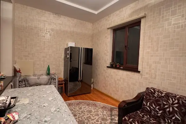3 otaqlı mənzil Nərimanov rayonunda, 100 m², köhnə tikili - satılır