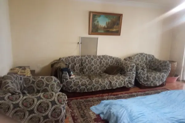 3 otaqlı mənzil Yasamal rayonunda, 100 m², köhnə tikili - satılır